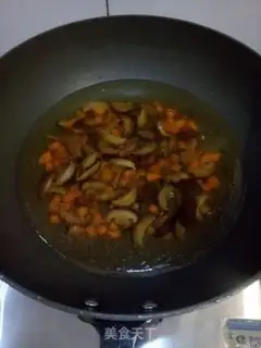 Make Pumpy soup for mushrooms step 3