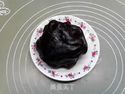 Make Blueberry mooncake step 6