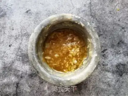 Make Garlic mud and pig face step 5