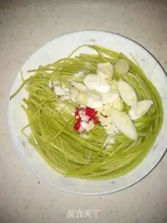 Make Hands tore garlic step 5