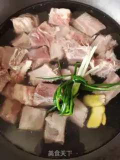 Make Molybone soup step 1