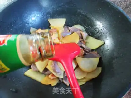 Make Five velvet velvet, fried potato chips step 8