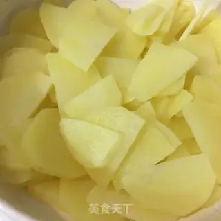 Make Five bouquets with potatoes step 2