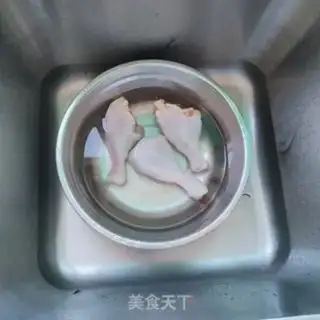 Make White chicken legs step 0