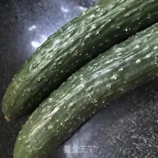 Make Garlic cucumber step 1