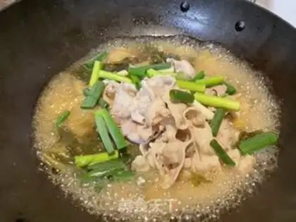 Make Sour soup and flowers step 5