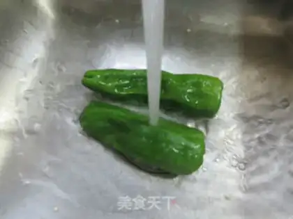 Make Wrinkled pepper fried abalone step 1