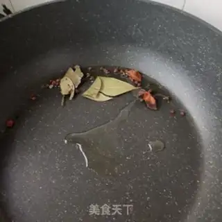 Make The peanuts burn the tail step 4