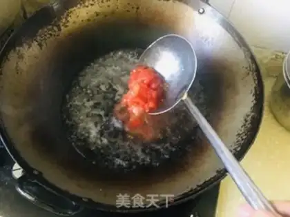 Make Ketchup egg soup step 0