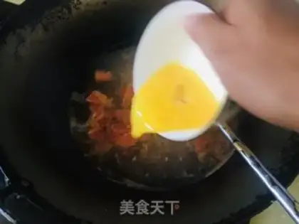Make Ketchup egg soup step 3