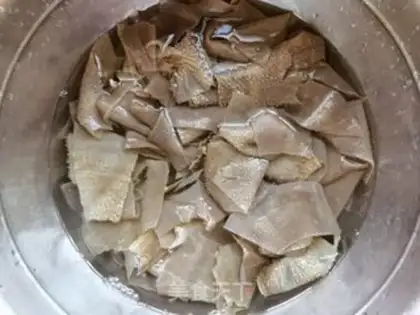 Make Garlic chili sauce step 2