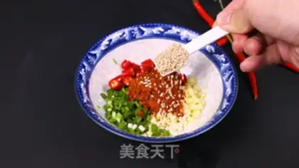Make Spicy hands tore chickens step 7
