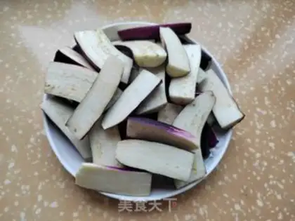 Make Beef sauce and eggplant step 1