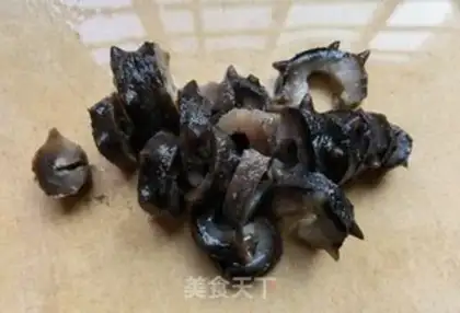 Make cucumber mollusk step 2
