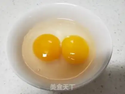 Make Autumn fried duck eggs step 2