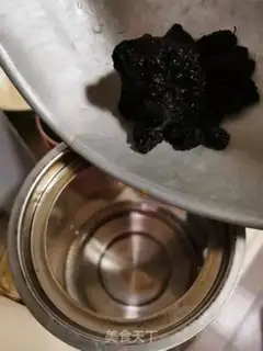 Make The saloon tree makes tea step 3