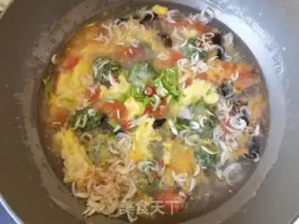 Make Shrimp skinball egg soup step 11