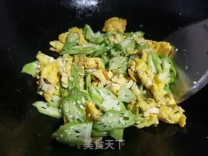 Make Autumn fried duck eggs step 4