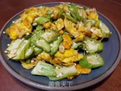 Make Autumn fried duck eggs step 5