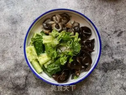 Make cucumber mollusk step 5
