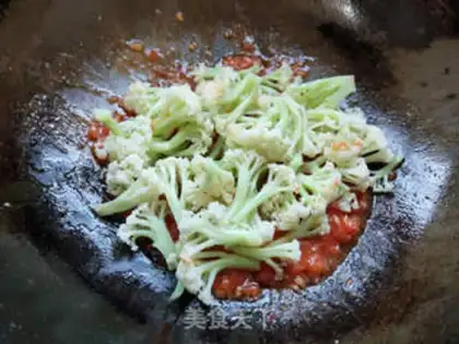 Make Tomato pastry step 7