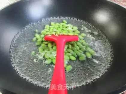 Make Five flowers, onions, beans step 2
