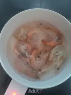Make A shrimp burger step 1