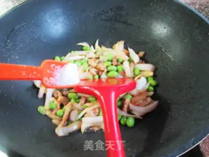Make Five flowers, onions, beans step 9