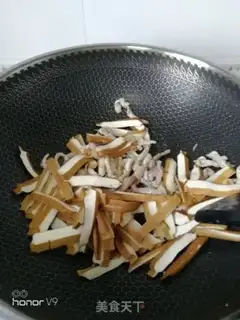 Make Spaghetti beans step 6