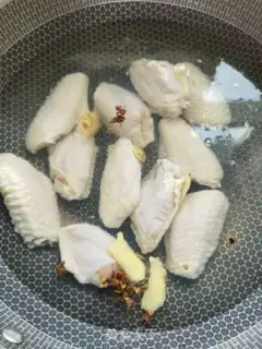 Make Salt chicken wings step 0