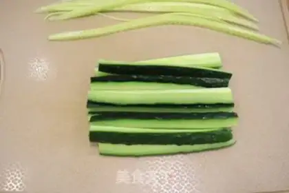 Make Spicy cucumber step 2