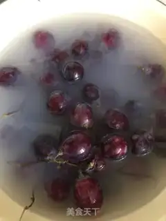 Make How to clean the grapes step 3