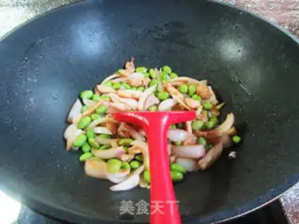 Make Five flowers, onions, beans step 11