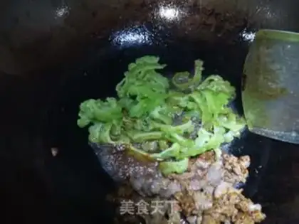 Make Scrambled beef step 2