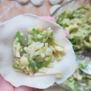 Make Pumpkin shrimp dumplings step 7