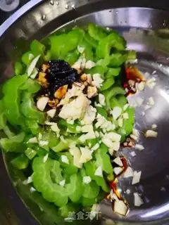 Make A cold, bitter melon step 5