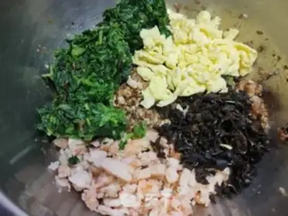 Make The spinach three-sip dumplings step 9