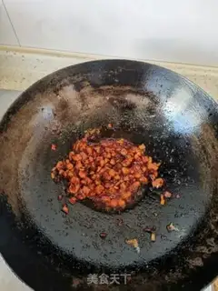 Make Dry-burned yellow fish step 5