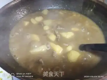 Make Curry beef and potatoes step 10