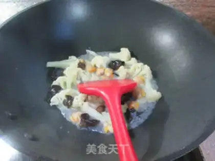 Make Blackwood, round-eared clams, broccoli step 8