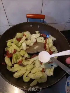 Make Sausage fried cucumbers step 5