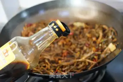 Make Dry bean horn evaporate meat step 8