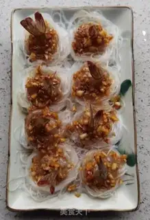Make Grinch fan phoenix shrimp step 10