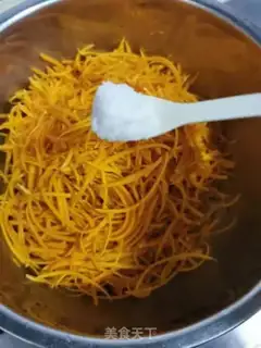 Make Pumpkin egg dumplings step 3