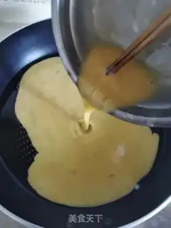 Make Pumpkin egg dumplings step 4