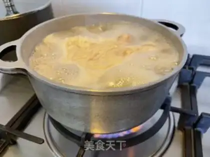 Make Coconut and alligator soup step 1