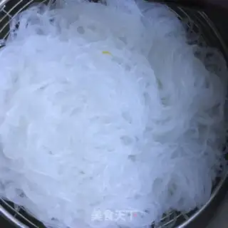 Make Garlic fan steamed shrimp step 2