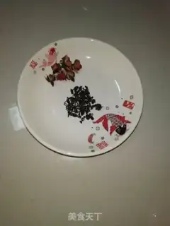 Make Green tea, rose tea step 0