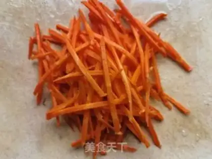 Make Carrots with white wood step 0