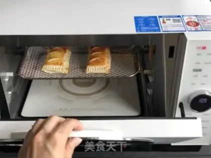 Make Fast-hand banana pie step 6